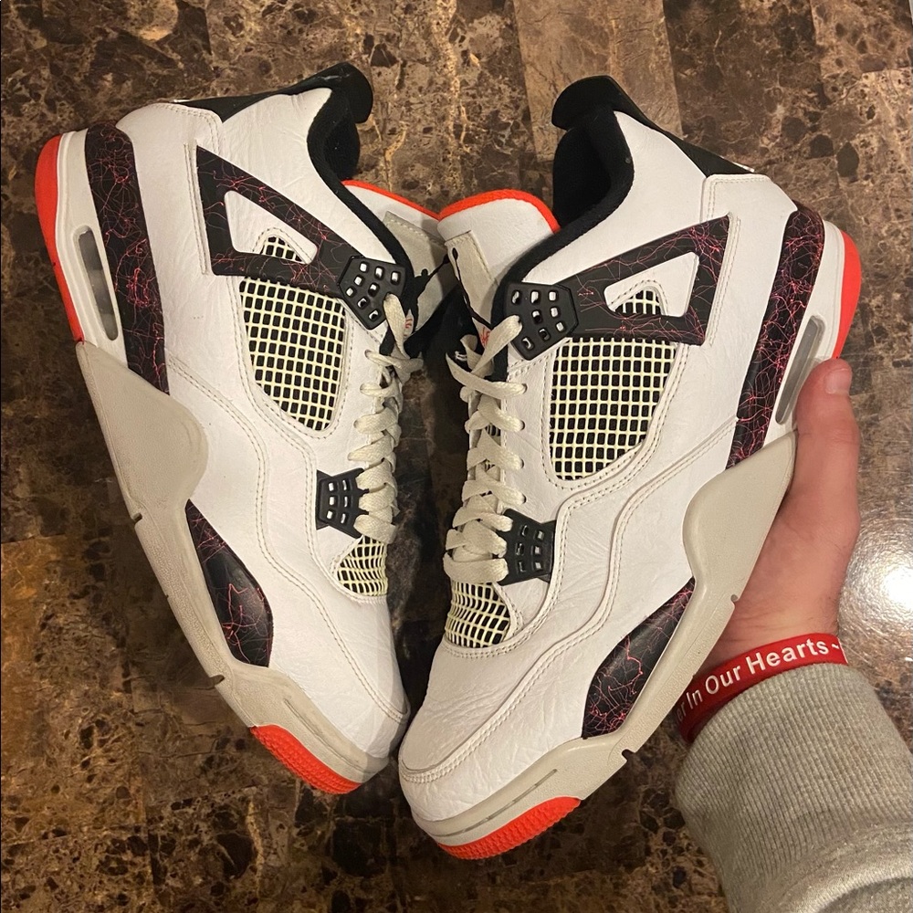 Jordan 4 flight nostalgia size 11